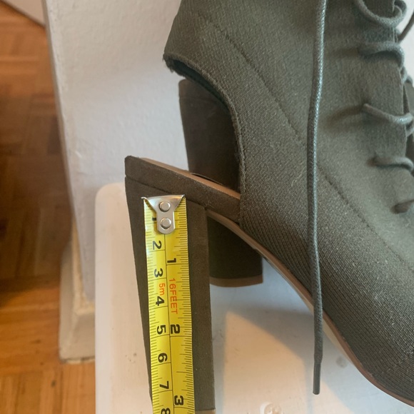 Steve Madden Green fabric open heel booties - Picture 7 of 7